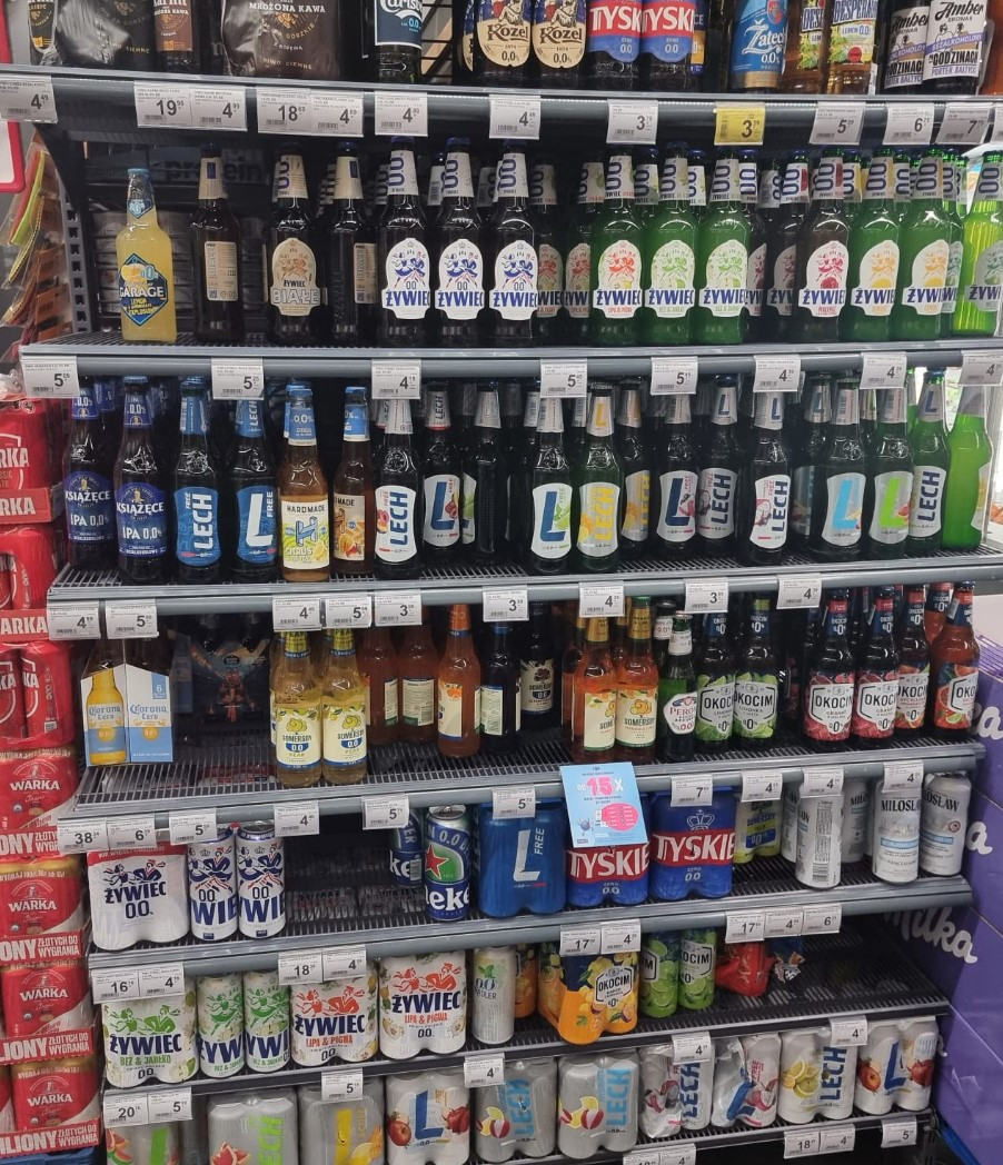 Piwo 0% nie wypiera alkoholu z polskich koszyków. Paragony mówią wszystko